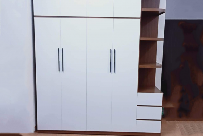 Tủ quần áo TQA005