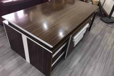 Bàn làm việc BLV001