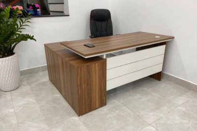 Bàn làm việc BLV025