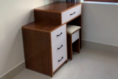 Bàn trang điểm BTD012