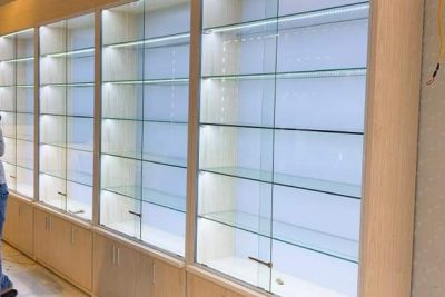 Quầy trưng bày QTB008