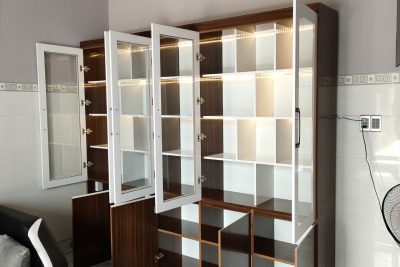 Quầy trưng bày QTB011