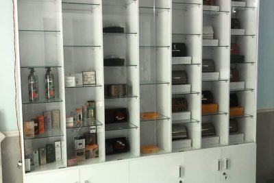 Quầy trưng bày QTB014